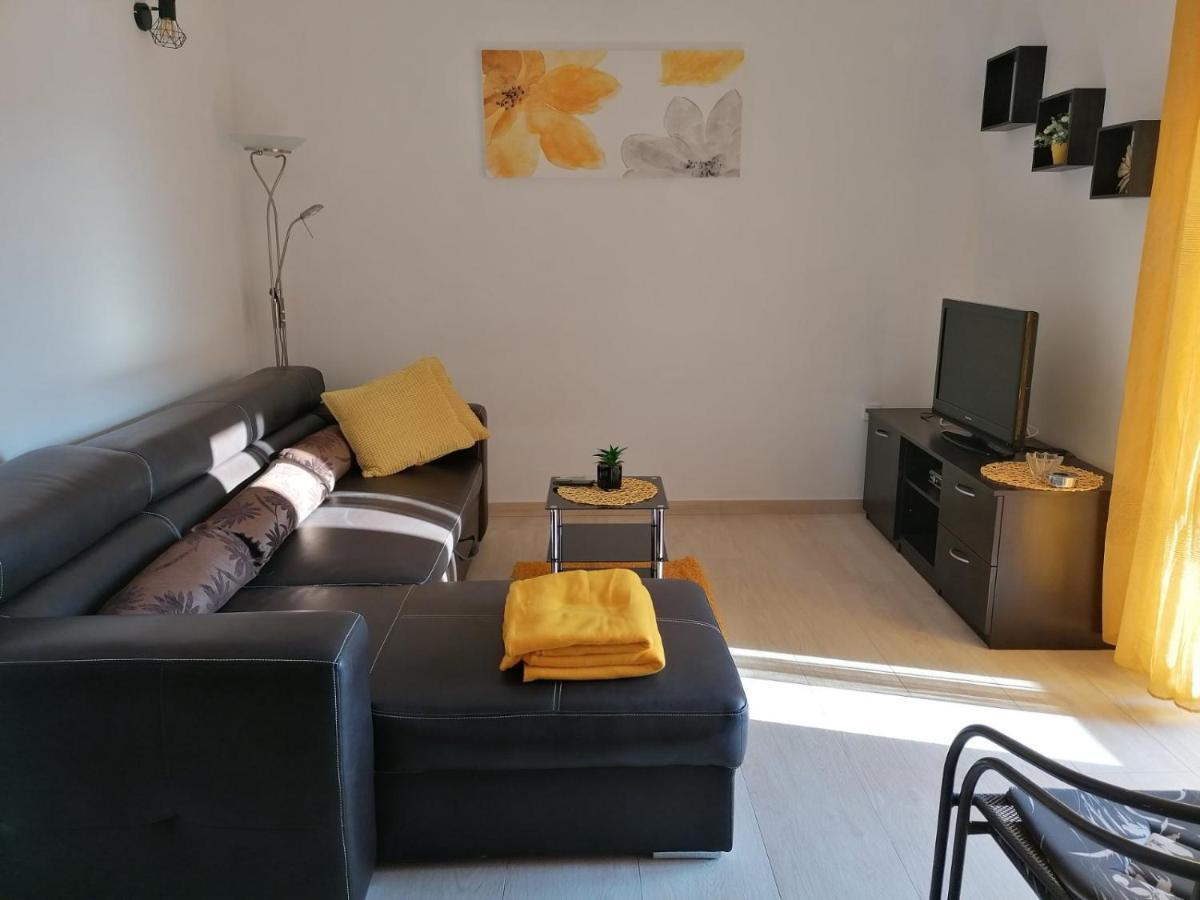 Apartments Melita Супетарска-Драга Экстерьер фото